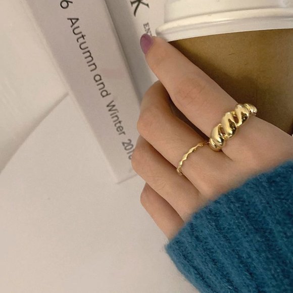 *NEW Gold Braided Croissant Adjustable Ring - Picture 5 of 7